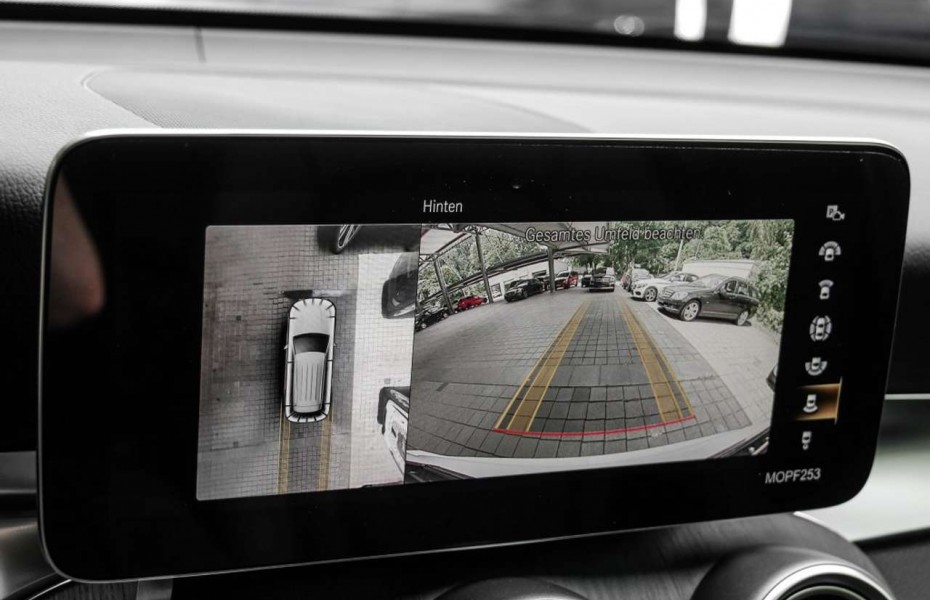 Mercedes-Benz GLC 200 4M AMG+Pano+Multibeam LED+Kamera+Night+AHK