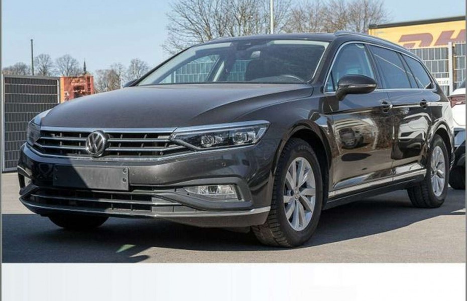 Volkswagen Passat Variant 2.0 TDI Elegance Pano Masáže LED Taž AdTemp