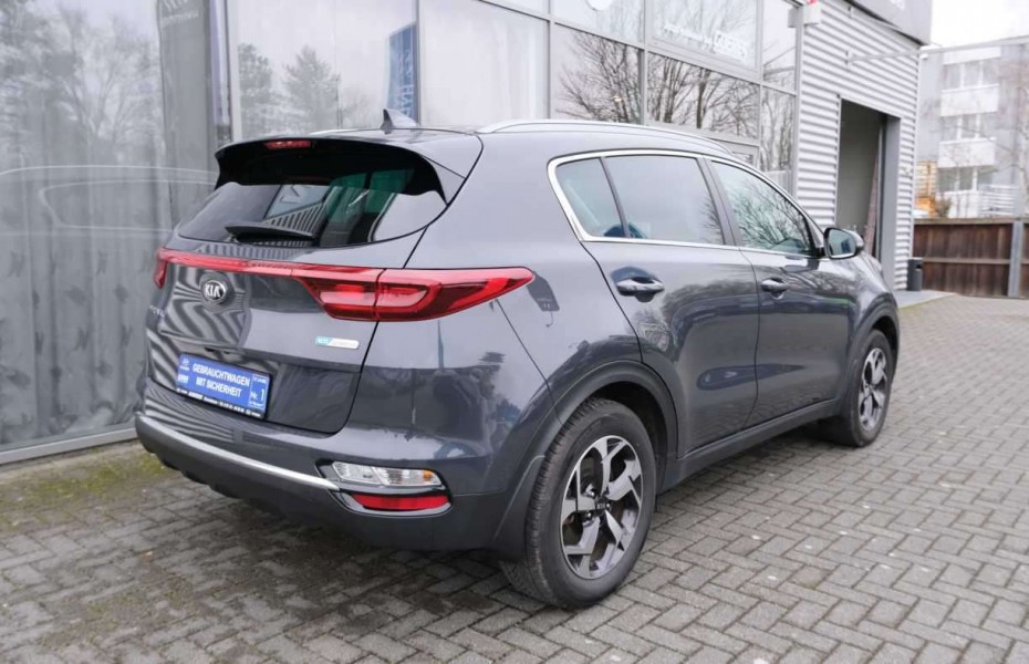 Kia Sportage 1.6 CRDI 2WD*Navi*Klimaauto*DAB Radio*Allwetter*