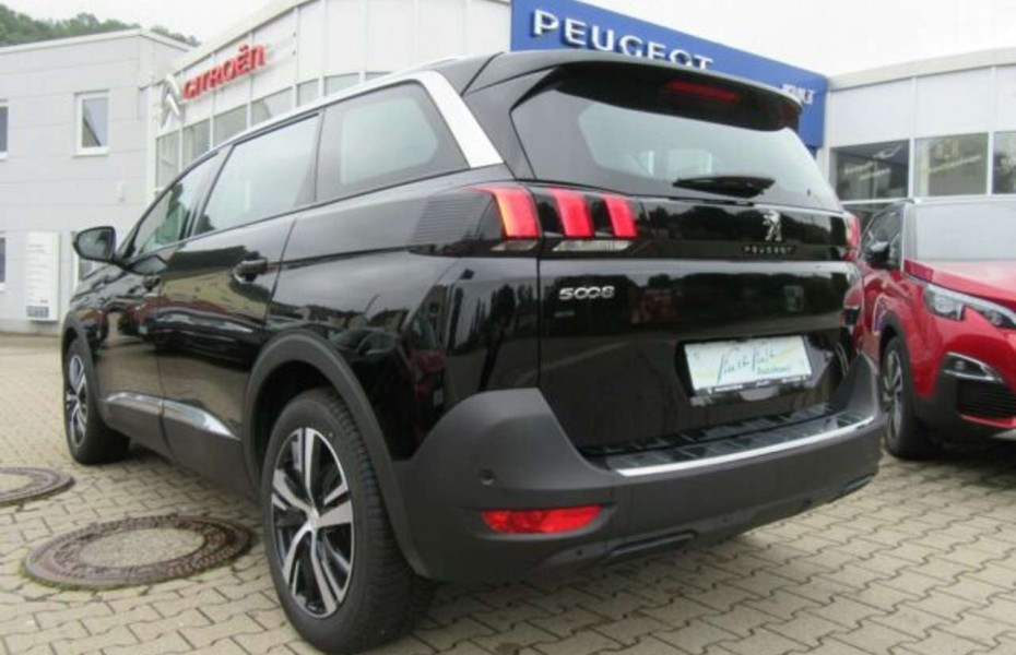 Peugeot 5008 ALLURE BHDi 130 EAT8*ACC*NAVI*FULL-LED*SH*