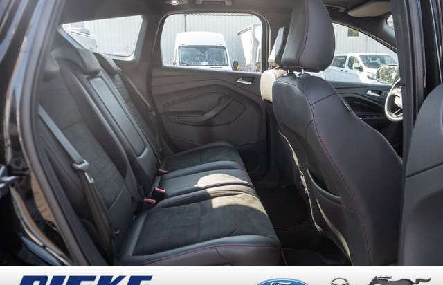 Ford Kuga ST-Line 4x4 KLIMA SYNC PDC AHK SHZ NAVI