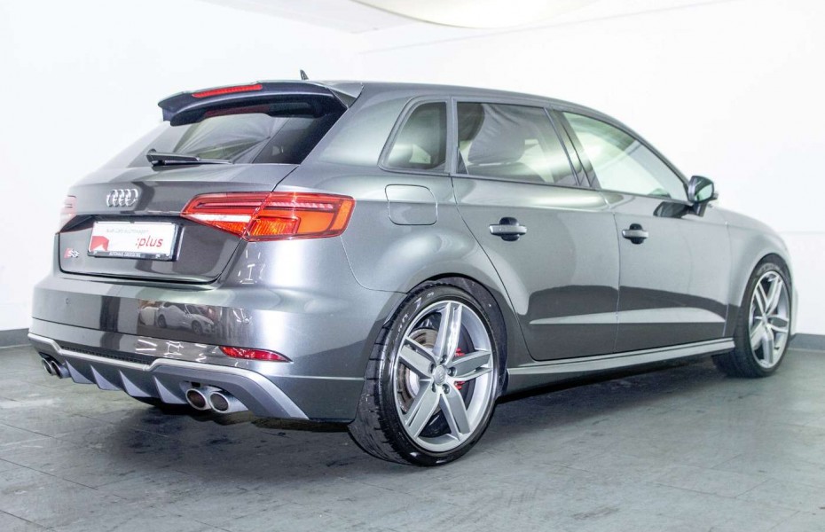 Audi S3 Sportback TFSI DAB magnet Navi PDC+ LM19