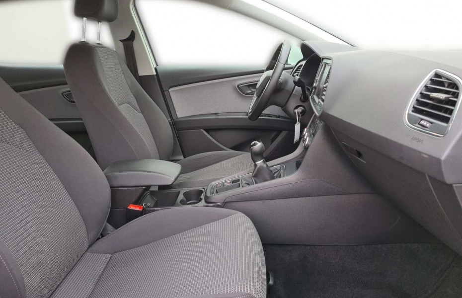 SEAT Leon 1.5 TSI Style+NAVI+SHZ+KAMERA+TEMP+LMFELGEN+KLIMA