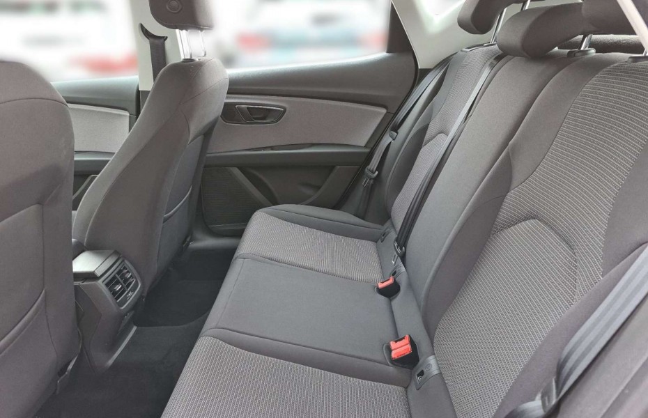 SEAT Leon 1.5 TSI Style+NAVI+SHZ+KAMERA+TEMP+LMFELGEN+KLIMA