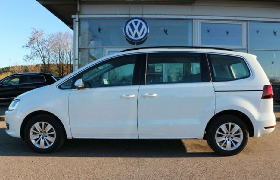 Volkswagen Sharan 2.0 TDI COMFORTLINE 7-SITZER GARANTIE+NAV