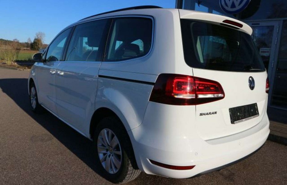 Volkswagen Sharan 2.0 TDI COMFORTLINE 7-SITZER GARANTIE+NAV