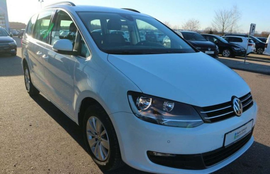 Volkswagen Sharan 2.0 TDI COMFORTLINE 7-SITZER GARANTIE+NAV