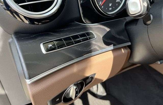 Mercedes-Benz Třídy E 220d 4M T-Modell AMG *LED*COMAND*BURMESTER*