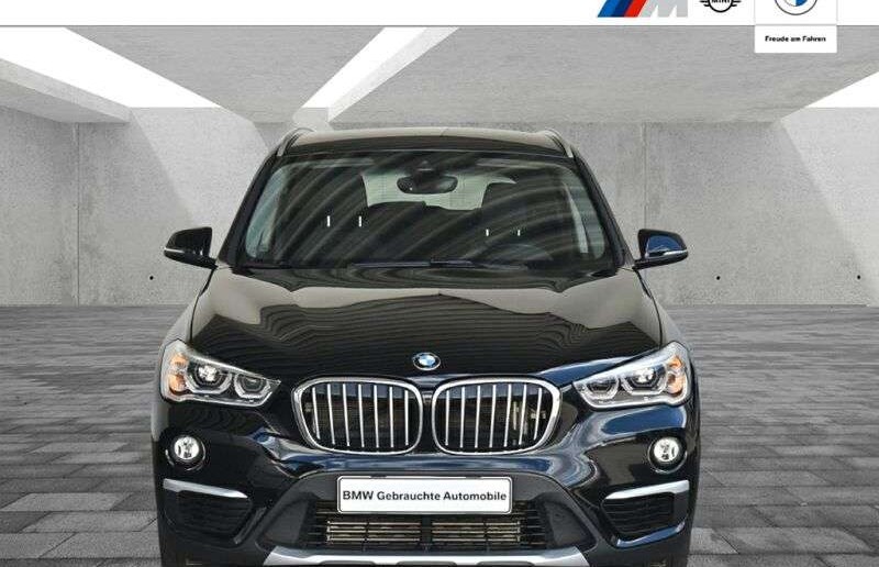 BMW X1 sDrive20iA xLine Navi.LED.Tempo.PDC.SHZ.MFL.