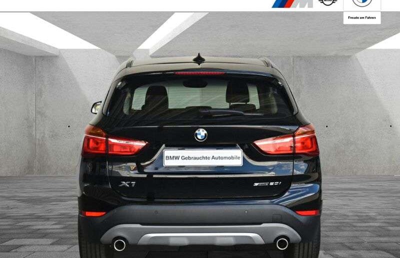 BMW X1 sDrive20iA xLine Navi.LED.Tempo.PDC.SHZ.MFL.