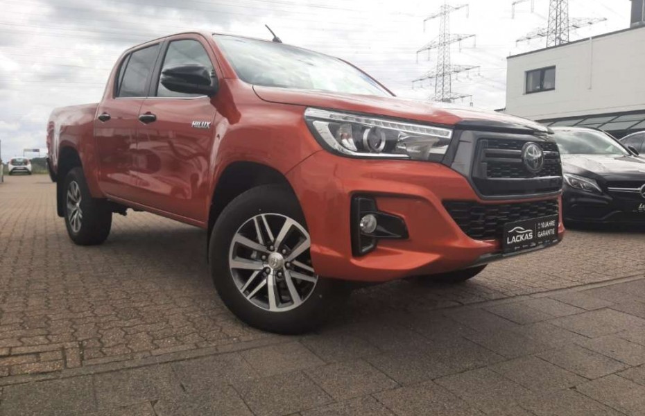 Toyota Hilux Double Cab EXECUTIVE 4x4 AUTOMATIK KAMERA LEDER