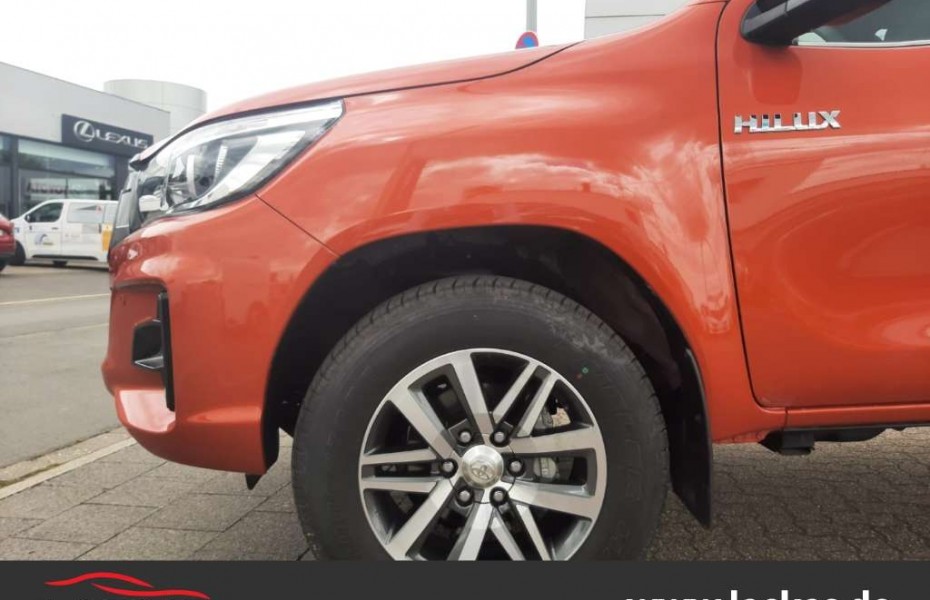 Toyota Hilux Double Cab EXECUTIVE 4x4 AUTOMATIK KAMERA LEDER