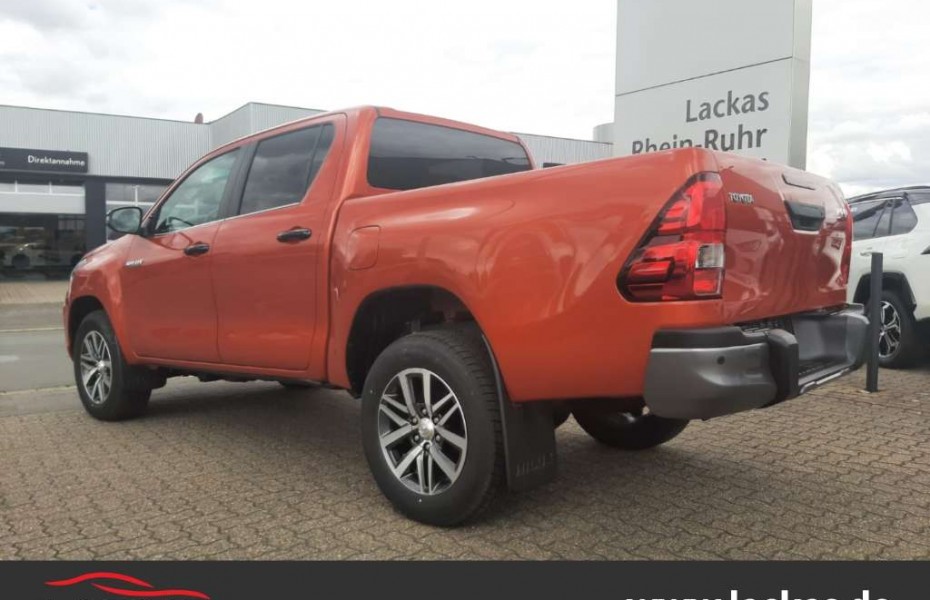 Toyota Hilux Double Cab EXECUTIVE 4x4 AUTOMATIK KAMERA LEDER