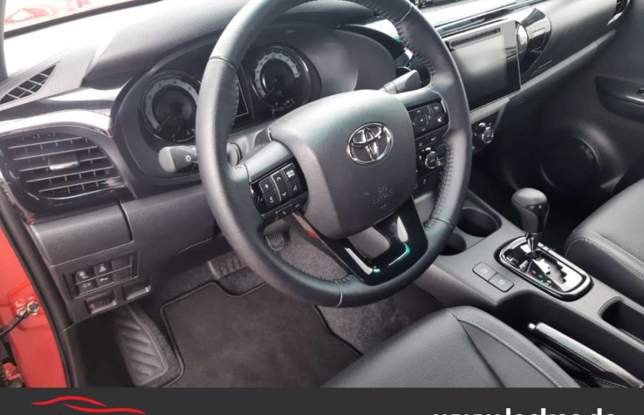 Toyota Hilux Double Cab EXECUTIVE 4x4 AUTOMATIK KAMERA LEDER