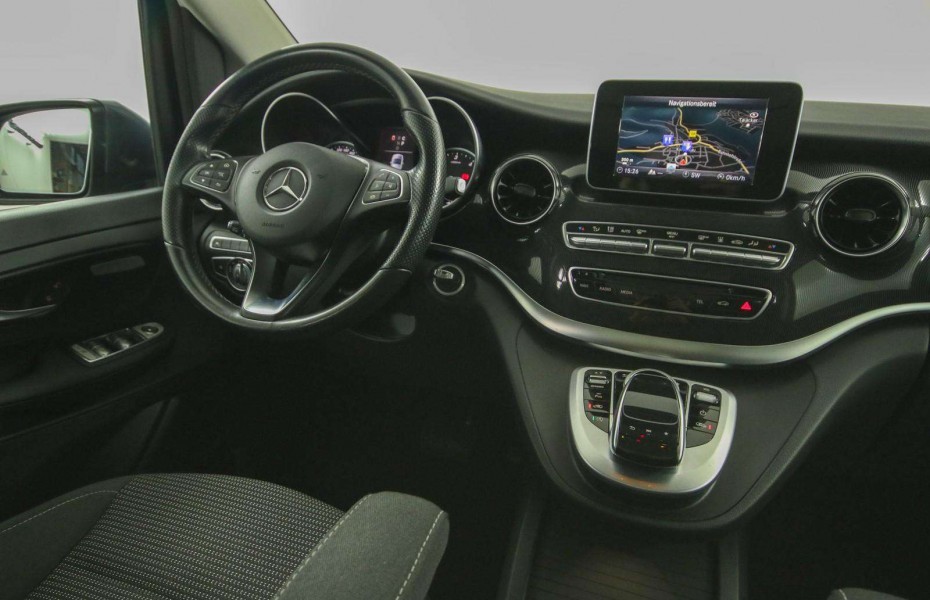Mercedes-Benz Třídy V d Lang LED Distronic AHK Pano Standheizung