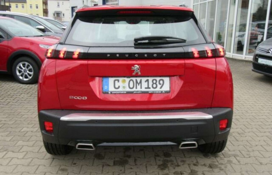 Peugeot 2008 Allure Pano LED AdTemp Apple