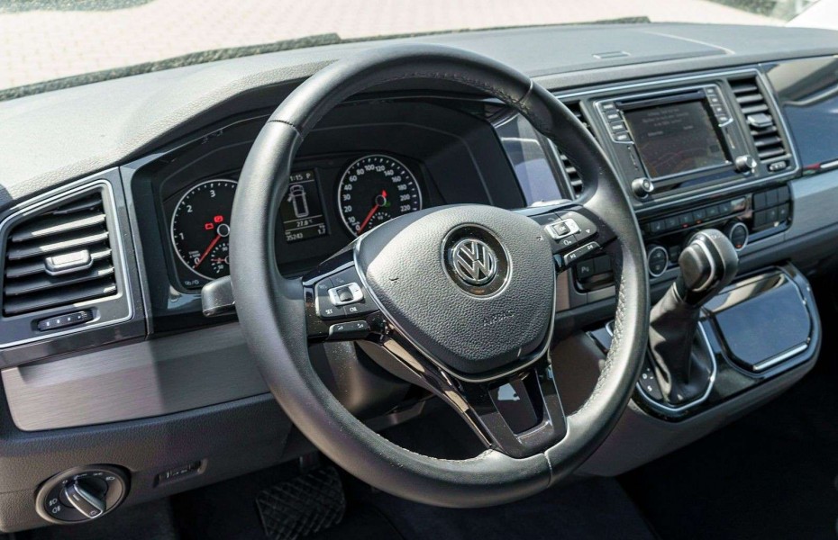 Volkswagen Multivan Comfortline 2.0 TDI DSG Navi RFK 7-S