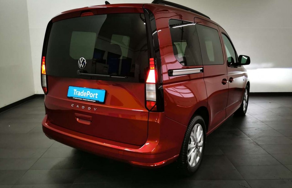 Volkswagen Caddy Life 2,0 TDI DSG NAV LED STH PARKASSIST 1,99%