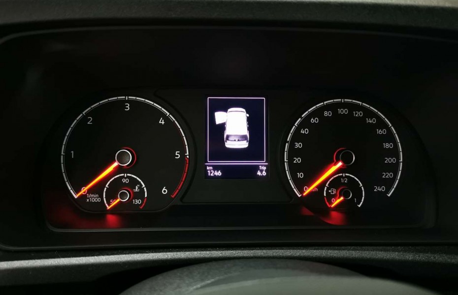 Volkswagen Caddy Life 2,0 TDI DSG NAV LED STH PARKASSIST 1,99%