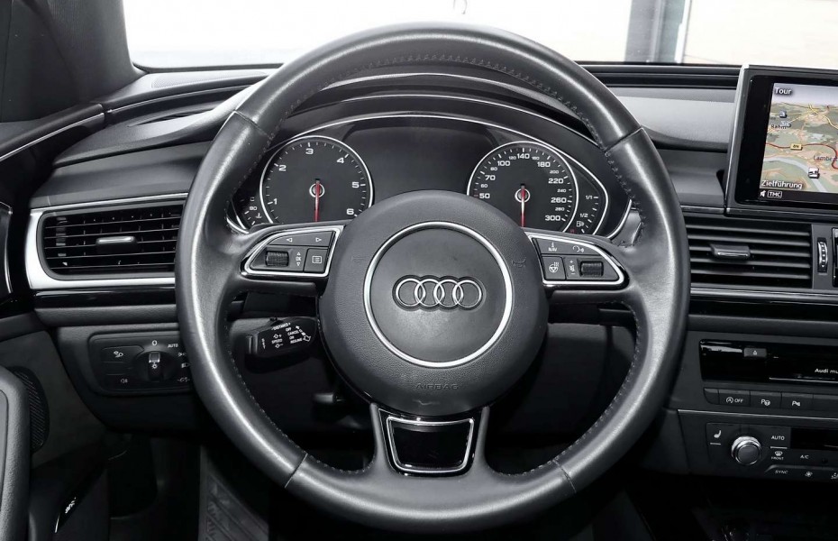 Audi A6 Avant 3.0 TDI Qttro Pano HeadUp Taž LED Kam