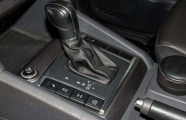 Volkswagen Amarok 2.0 TDI 4M HUNTER Highline LED AT AHK Xen