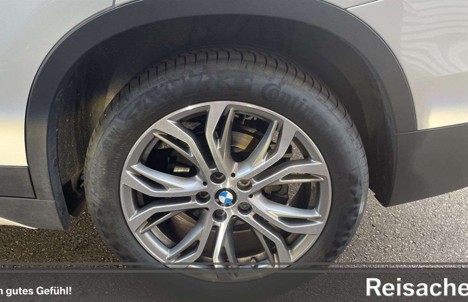 BMW X1 xDrive18dA SportLine,Navi,LED,AHK,RüKa,Pano