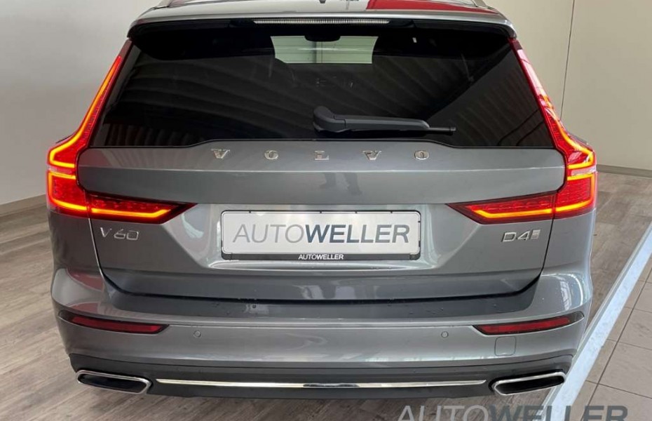 Volvo V60 D4 Inscription  BLIS Navi Leder LED 18'ALU