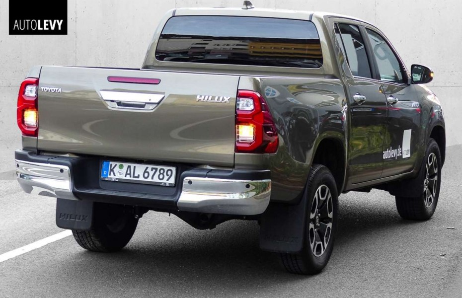 Toyota Hilux 2.8-l-D-4D Double Cab Executive Navi SHZ