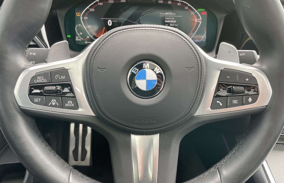 BMW Řada 3 d M Sport AHK Glasdach Laserlicht LiveCockpit