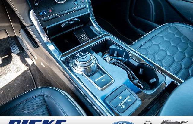 Ford Edge Vignale 4x4 SHZ MATRIX-LED NAVI ACC B&O