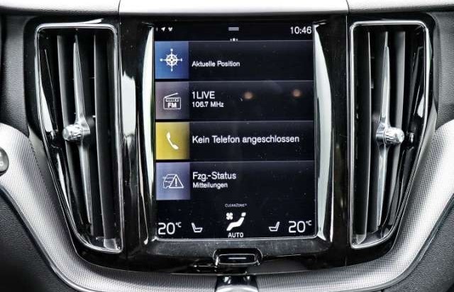 Volvo XC60 R Design D4 AWD Geartronic Intellisafe Pro 360Grad