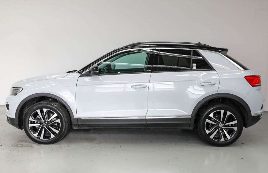 Volkswagen T-Roc 2.0 TDI United 4Motion DSG AHK LED Kamera