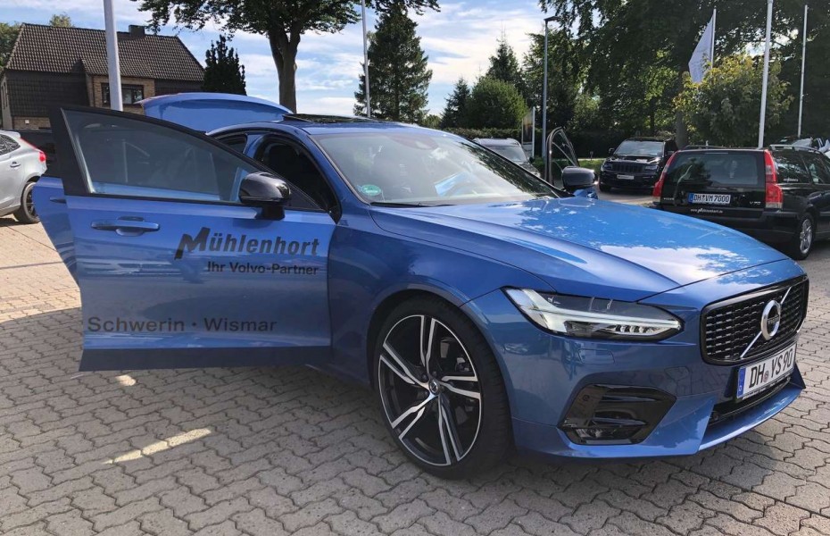 Volvo S90 D5 AWD Geartronic R-DESIGN - 21