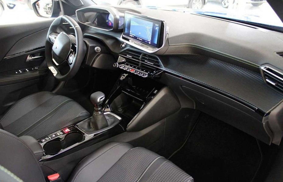 Peugeot 2008 GT PureTech 130