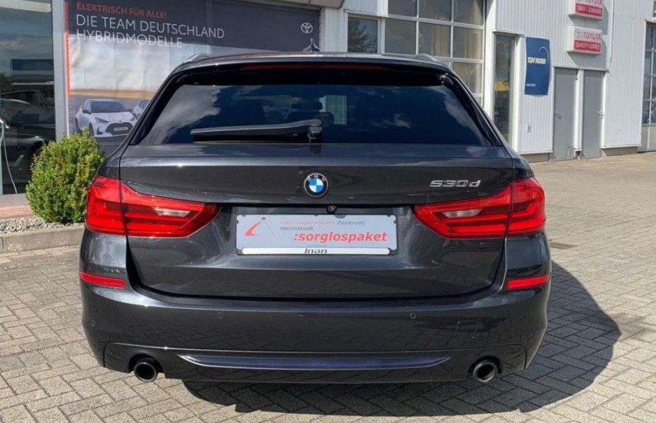 BMW Řada 5 530d Touring Aut. Sport Line