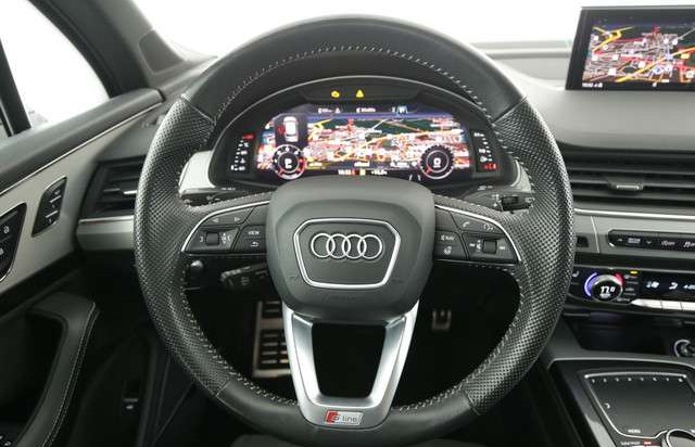 Audi Q7 50 Quattro S line NAV AHK BOSE NACHT MATRI