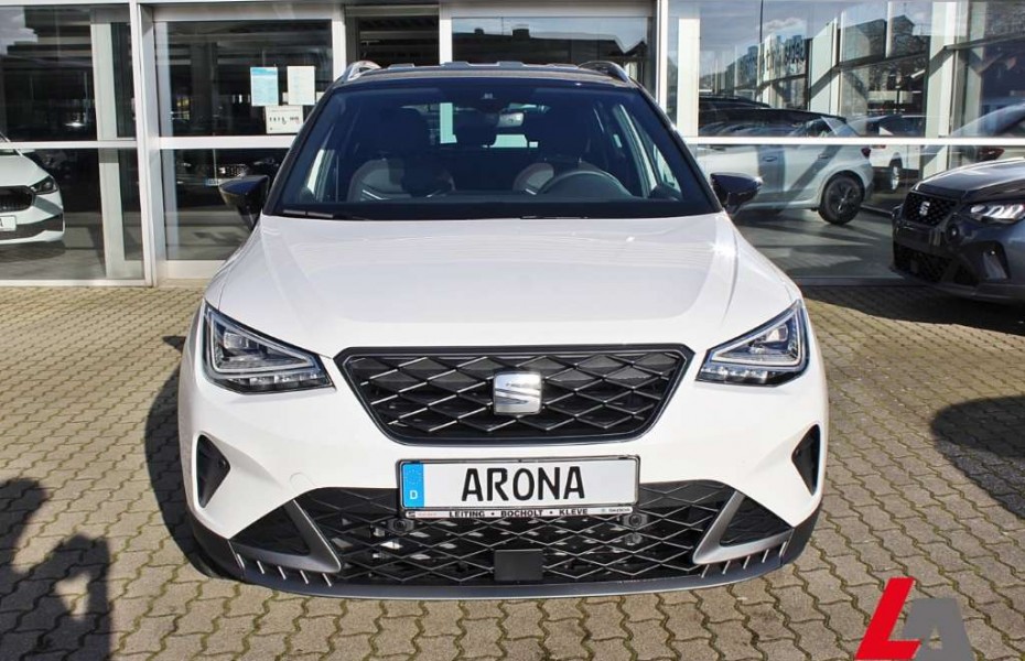 SEAT Arona FR 1.5 TSI NAVI TELEFON AHK LED