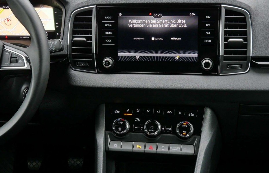 Škoda Karoq Style1.5 TSI LED|AHK|Kamera|Virtual|Navi