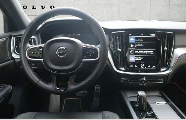 Volvo V60 B4 R-Design Geartr. H/K STANDHEIZUNG ACC