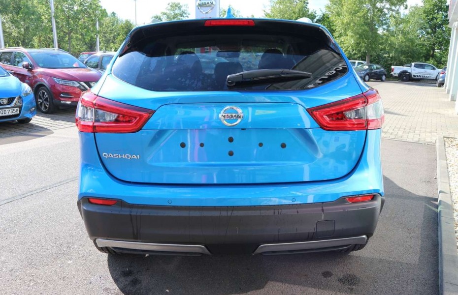 Nissan Qashqai 1.3 DIG-T AKARI DCT 4 Kameras,Navi,LED