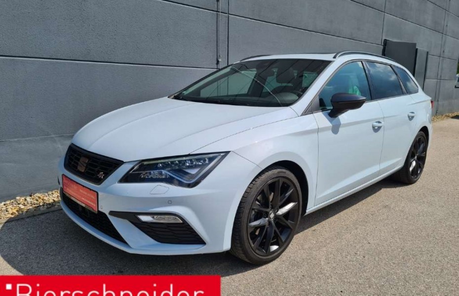 SEAT Leon Sportstourer 1.5 TSI DSG FR Black Matt AHK BEATS A