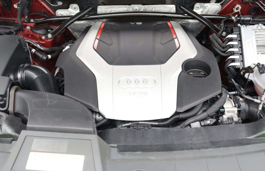 Audi SQ5 3.0 TFSI Quattro / MMI-Navi plus, Matrix