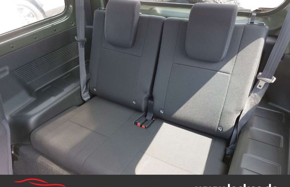 Suzuki Jimny Comfort + PKW NAVI LED KLIMAAUT. CARPLAY