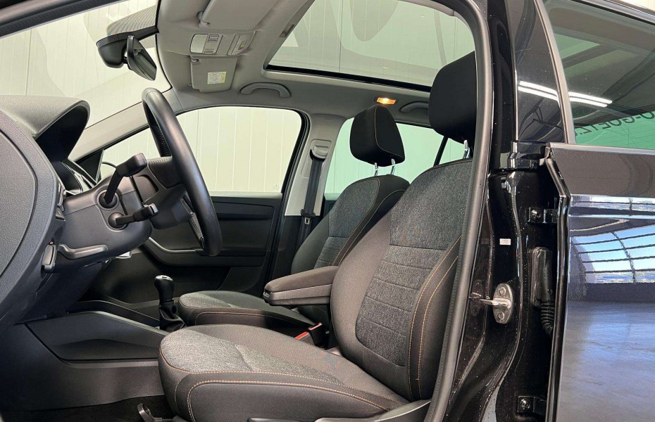 Škoda Fabia Clever Best of Navi DAB LED ACC SmartLink Panorama