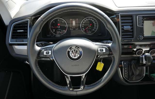 Volkswagen Multivan 2.0 TDI Comfortline 4MOTION ACC