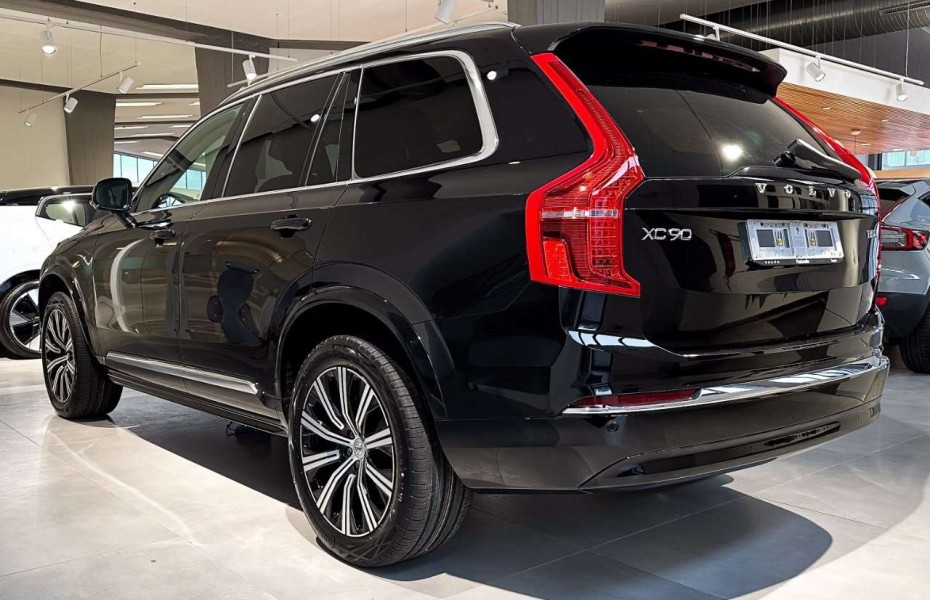 Volvo XC90 B5 AWD Diesel Automatic Plus Bright - 7Sitze