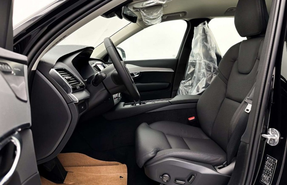 Volvo XC90 B5 AWD Diesel Automatic Plus Bright - 7Sitze