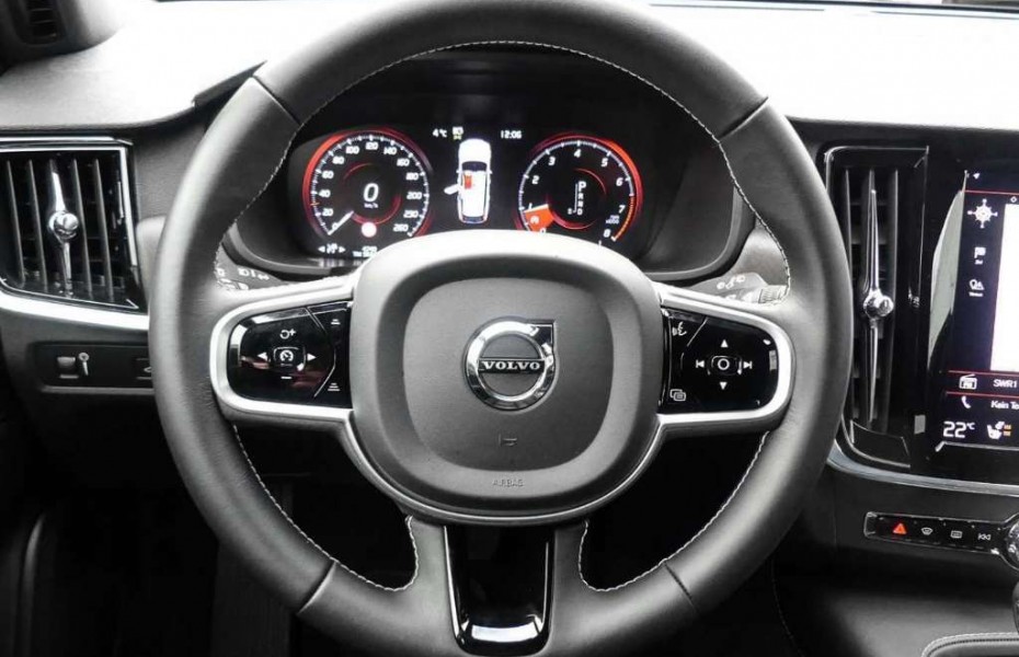 Volvo V90 T6 AWD Geartronic LED Navi StandHZG Dyn. Kurvenlic