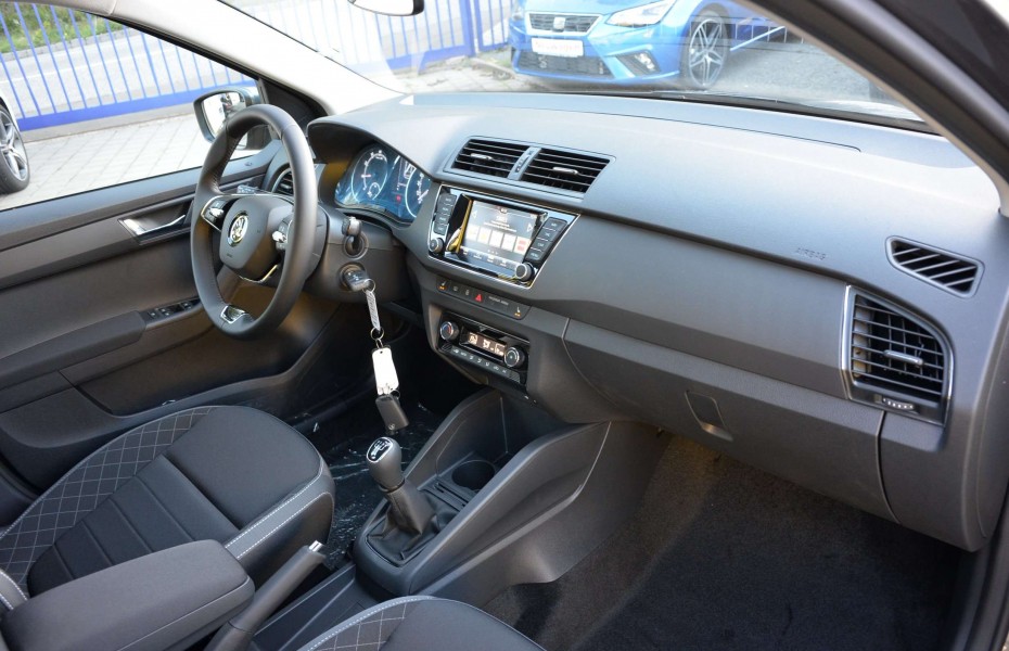 Škoda Fabia COMBI 1.0 TSI 5JGAR +NAVI AMUNDSEN + GRA