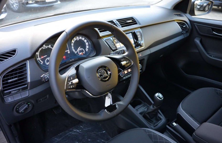 Škoda Fabia COMBI 1.0 TSI 5JGAR +NAVI AMUNDSEN + GRA